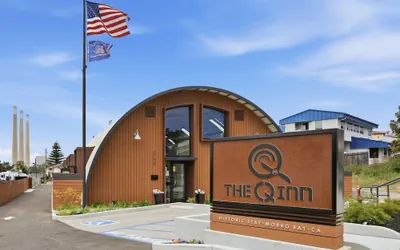 Photo 2 - The Q Inn
