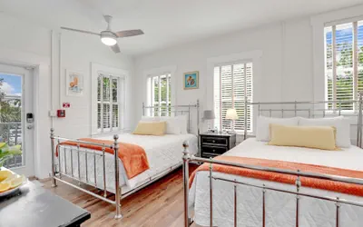 Hibiscus House Bed Breakfast Citrus Room