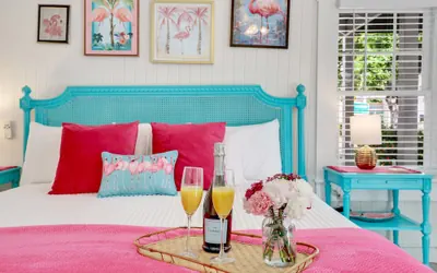 Photo 3 - Hibiscus House Bed Breakfast Inn Flamingo Suite