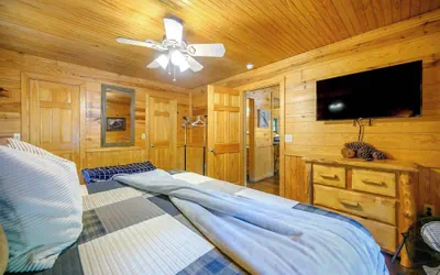 Photo 4 - Sunset Ridge Cozy Cabin for 6