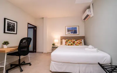 Photo 3 - Room 1: Stylish Accessible Suite