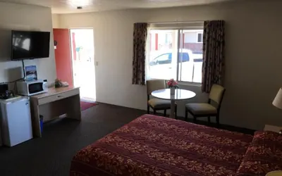 Photo 3 - Old Marina Inn