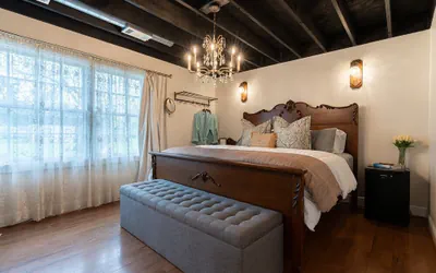 Photo 3 - The August Inn