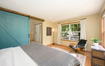 Photo 4 - Shady Grove 4 King Beds, Dog Run & Outdoor Fun