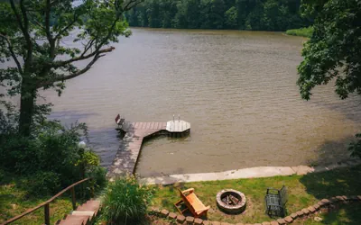 Photo 2 - Lakefront Hot tub Amazing Views 35 min to Indy