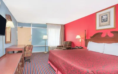 Photo 5 - La Casa Inn Albany Near Tifton GA I 75