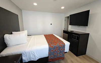 Photo 5 - Casa Blanca Inn and Suites