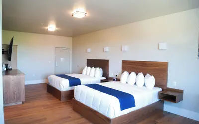 Photo 3 - Splash Canyon Hotel