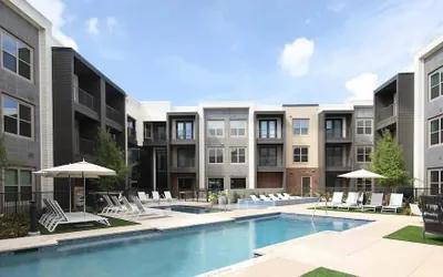 Boulevard Stays - McKinney