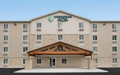 WoodSpring Suites Cleveland North