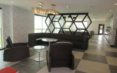 Photo 3 - GLō Best Western Olive Branch