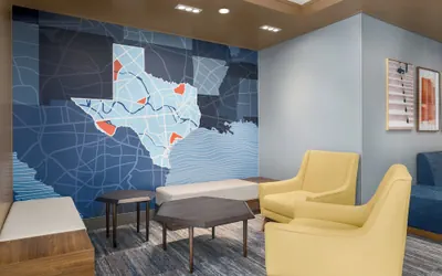 Photo 5 - Holiday Inn Express & Suites DFW Airport Southwest - Euless