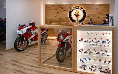 Photo 3 - Motorcycle Inn