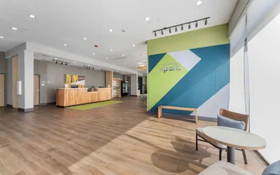 Photo 3 - Spark By Hilton Garland Dallas East