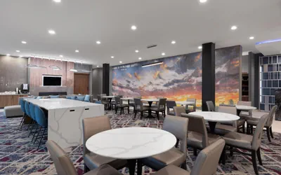 Photo 5 - La Quinta Inn & Suites by Wyndham Athens I-65