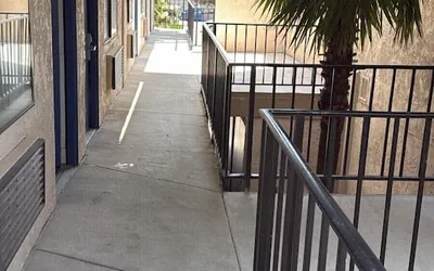 Rodeway Inn & Suites Rancho Cordova - Folsom