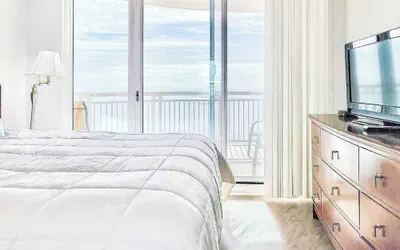 Photo 4 - Beachview Condo at Legacy Tower 2 -1104 - Fully Furnished 2 Bedroom 2 Bath