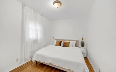Photo 2 - Spacious 3BR Luxe Escape near NYC