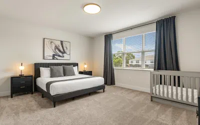 Photo 2 - Contemporary 4BR Townhome With Pool & Themed Rooms