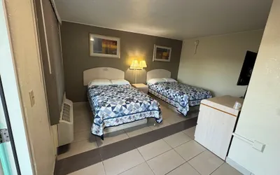 Photo 5 - American Inn