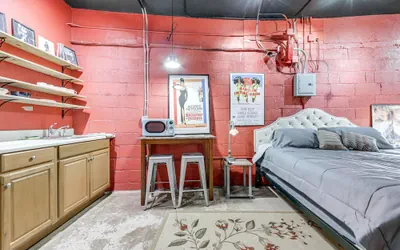 Photo 3 - Cozy Single at The Strand