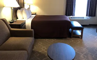 Photo 2 - Aviator Suites Hotel Juneau Airport