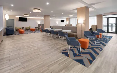 Photo 5 - La Quinta Inn & Suites By Wyndham Queens NYC/JFK AirTrain