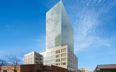 Photo 2 - La Quinta Inn & Suites By Wyndham Queens NYC/JFK AirTrain