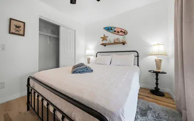 Photo 4 - Manatee Cove Retreat | Pet-Friendly Coastal Home Sleeps 6