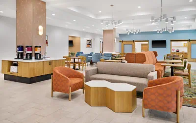 Photo 4 - Hampton Inn Midland West