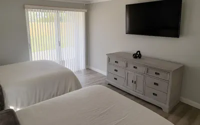Photo 5 - Spacious Family Retreat Port Charlotte