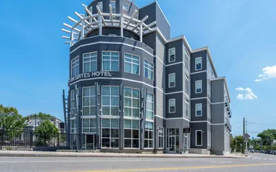 Photo 2 - Beacon Suites Hotel