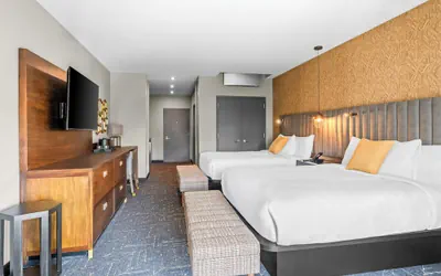 Photo 5 - Beacon Suites Hotel