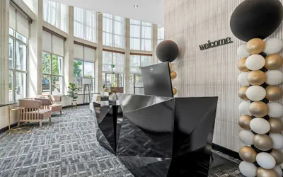 Photo 4 - Beacon Suites Hotel