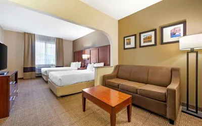 Photo 4 - Comfort Suites