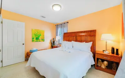 Photo 4 - Beach & Resort Access - Pets, Games & Fire Pit