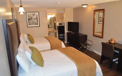 Photo 4 - Home Away Inn Laramie