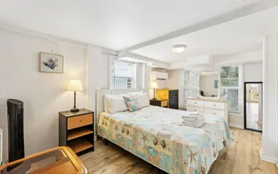 Photo 4 - Spacious Beachfront Duplex - Dog Friendly - Downstairs 124 S Fletcher