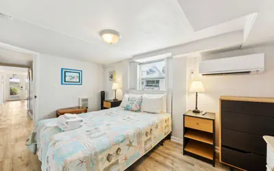 Photo 5 - Spacious Beachfront Duplex - Dog Friendly - Downstairs 124 S Fletcher