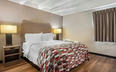 Photo 5 - Red Roof Inn Kokomo