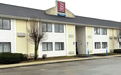 Photo 2 - Red Roof Inn Kokomo