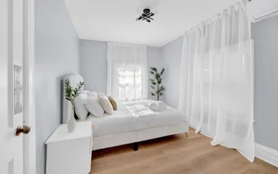 Photo 4 - Luxury 3BR Family Home Game Room Parking