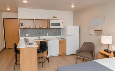Photo 5 - LivAway Suites Austin San Marcos