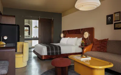 Caravan Court Hotel
