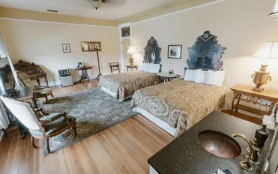 Photo 4 - Castaneda Hotel