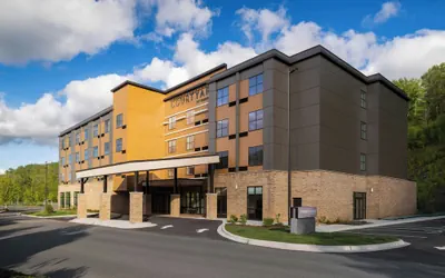 Photo 2 - Courtyard By Marriott Sugar Mountain Banner Elk