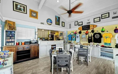 Photo 3 - Paradise inn