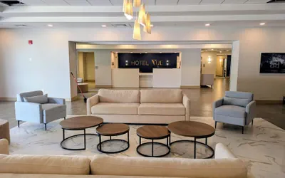 Photo 3 - The Hotel Vue