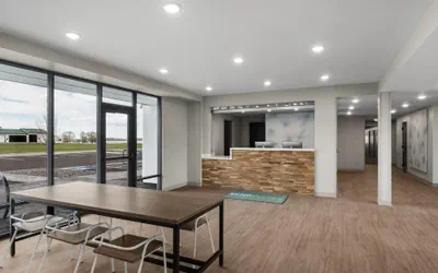 Photo 3 - Echo Suites Extended Stay By Wyndham Bozeman
