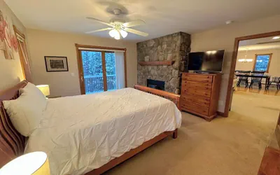 Photo 4 - Spacious Private Home - Al132